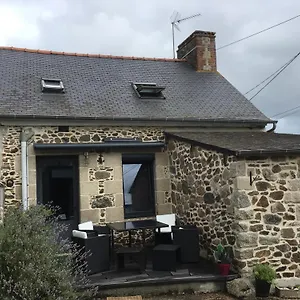  Hébergement de vacances Maison En Pierre A La Campagne Proche De La France