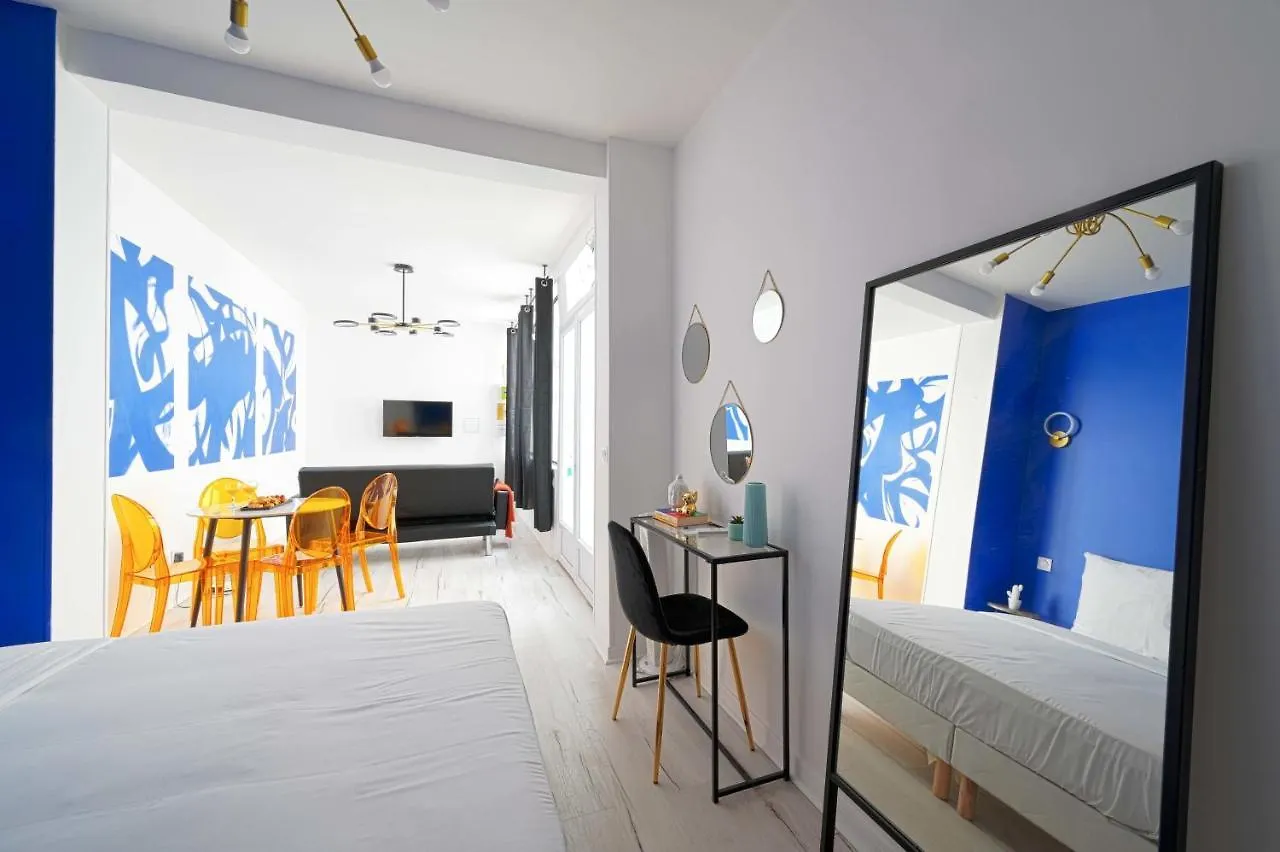 Modern Large Studio Apartment For 3 Paris